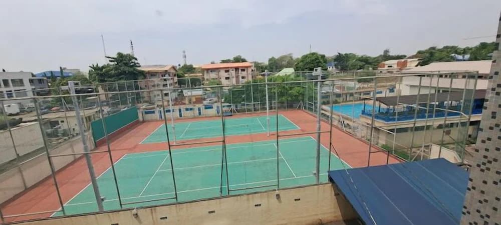Tennis court