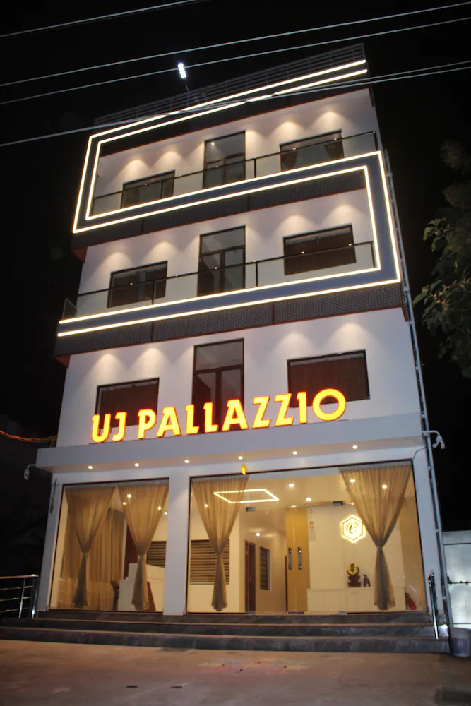 Front of property - evening/night