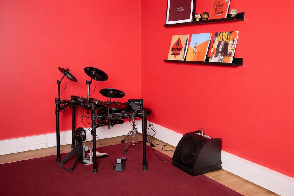 Karaoke room