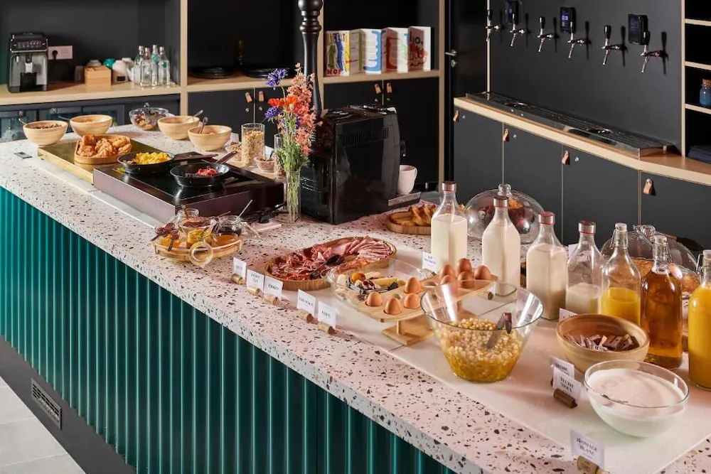 Breakfast buffet
