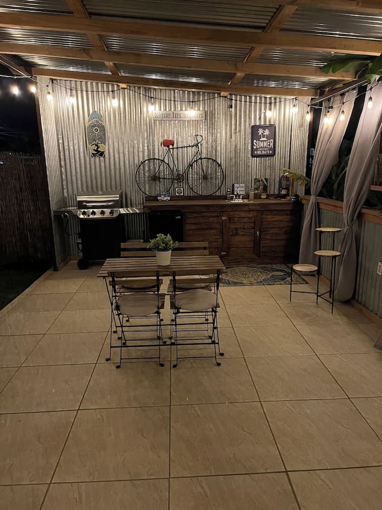 BBQ/picnic area