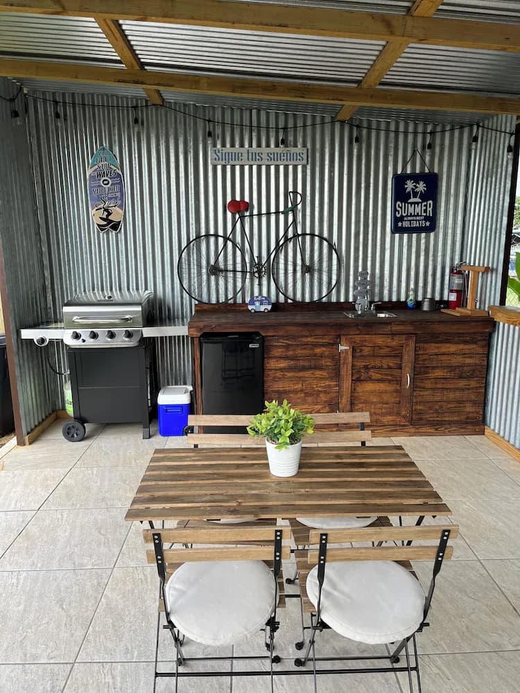 BBQ/picnic area