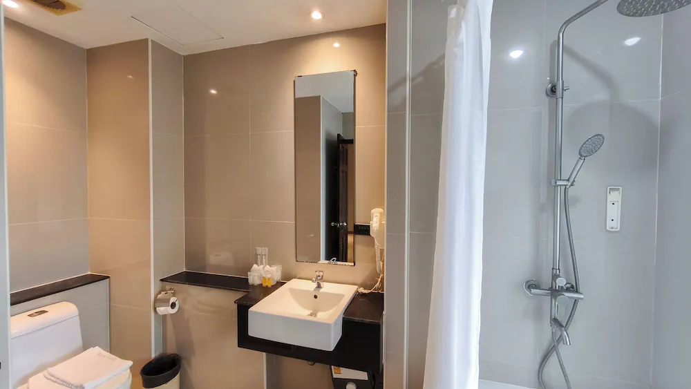 Bathroom amenities
