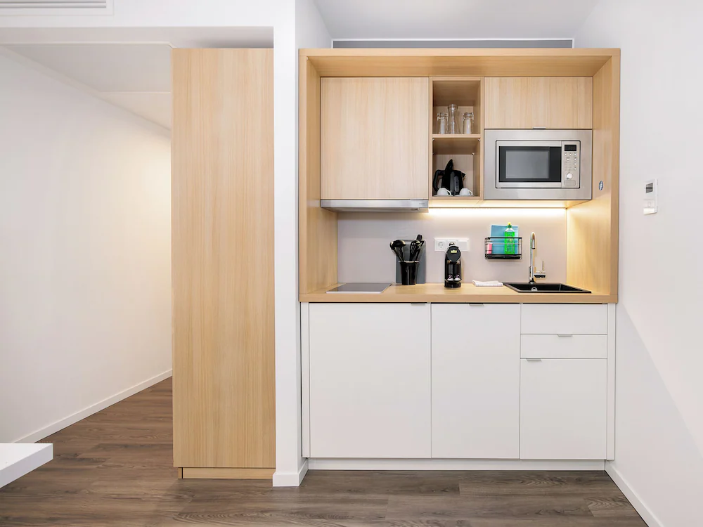Private kitchenette