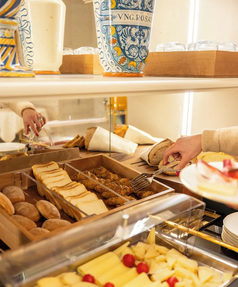 Breakfast buffet