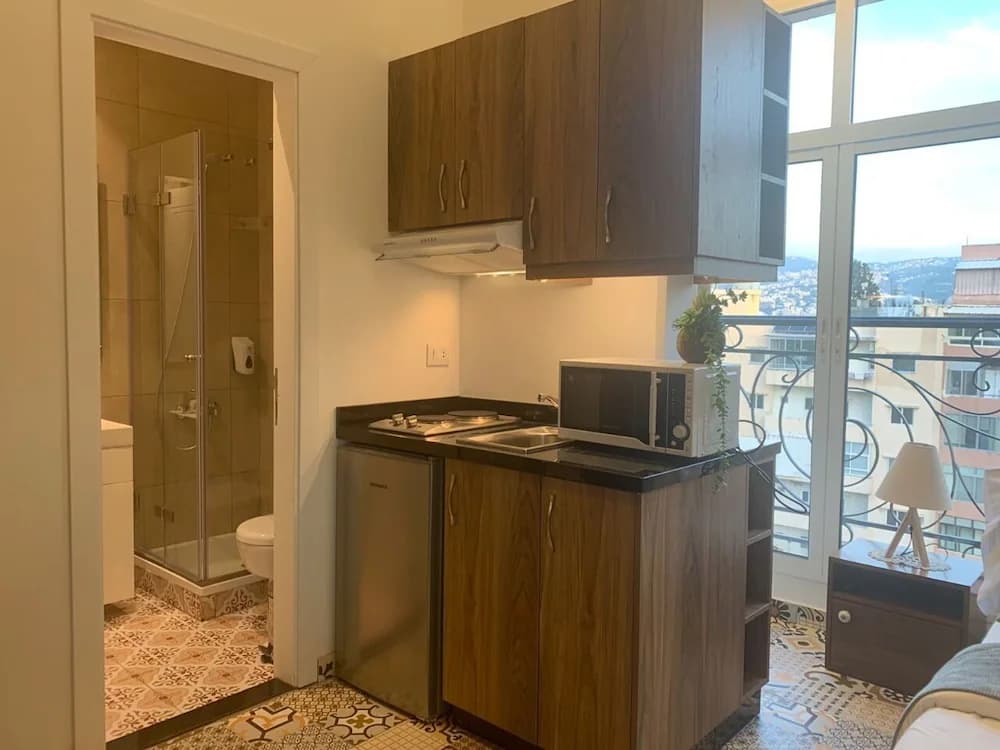 Private kitchenette
