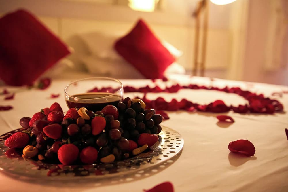 Couples dining