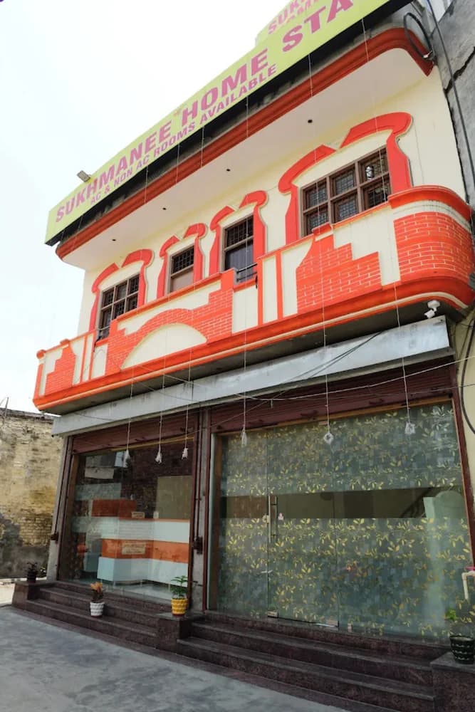 Primary image