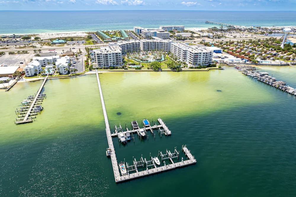 Marina