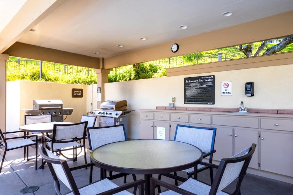 BBQ/picnic area
