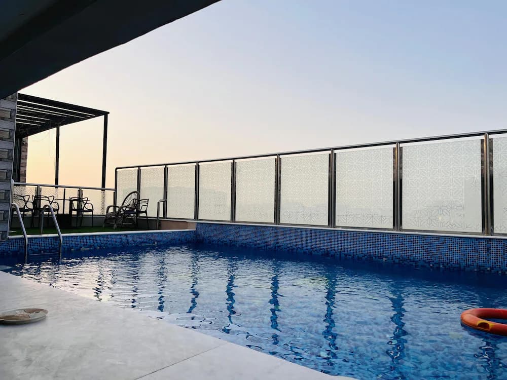 Rooftop pool