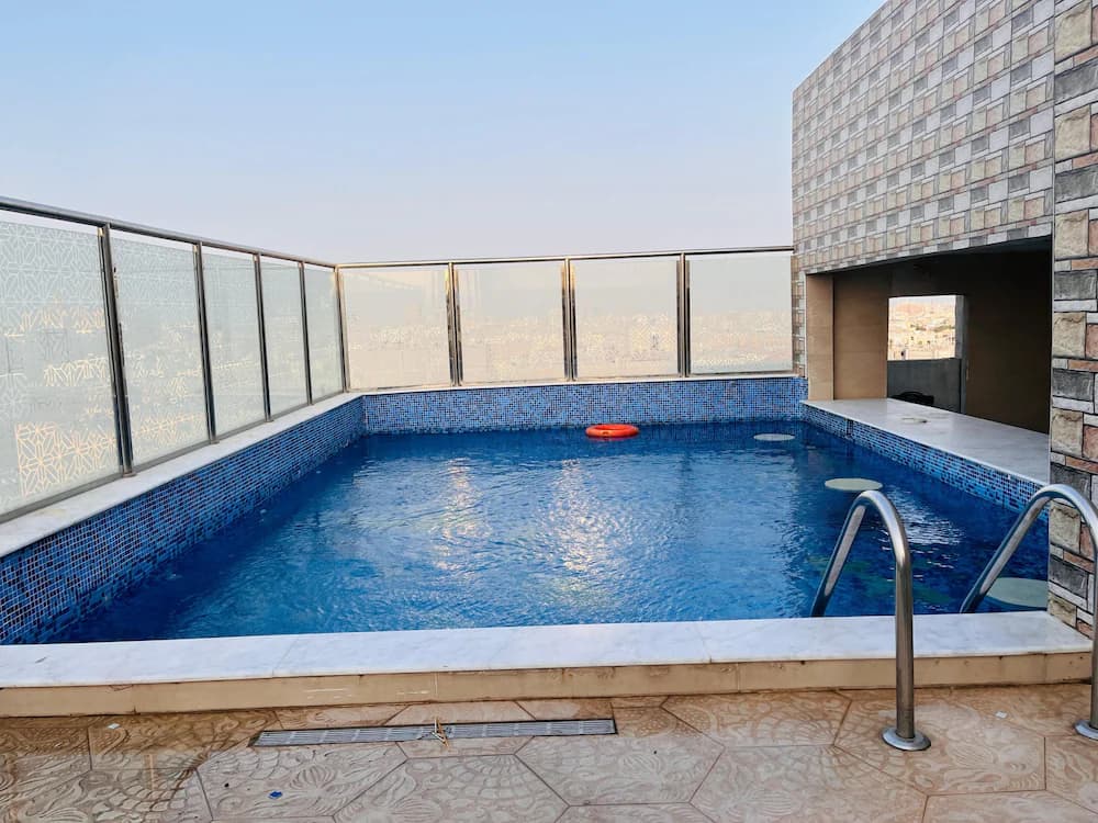 Rooftop pool