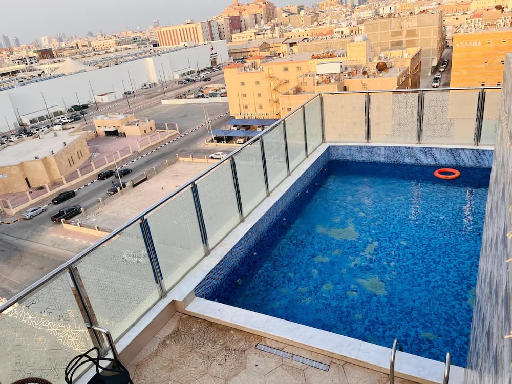 Rooftop pool
