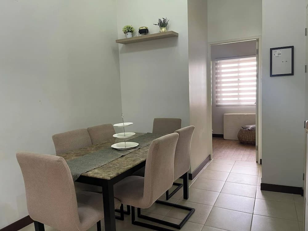 In-room dining
