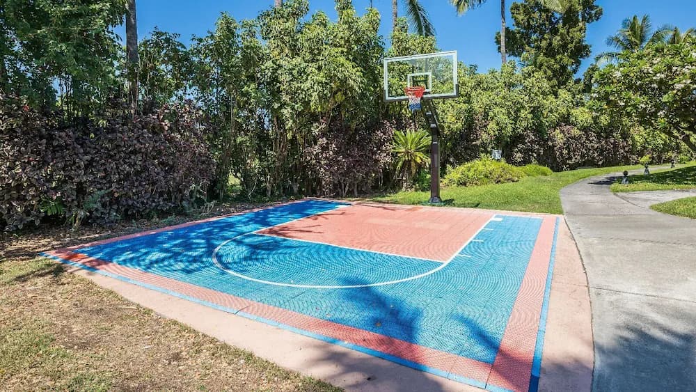 Sport court