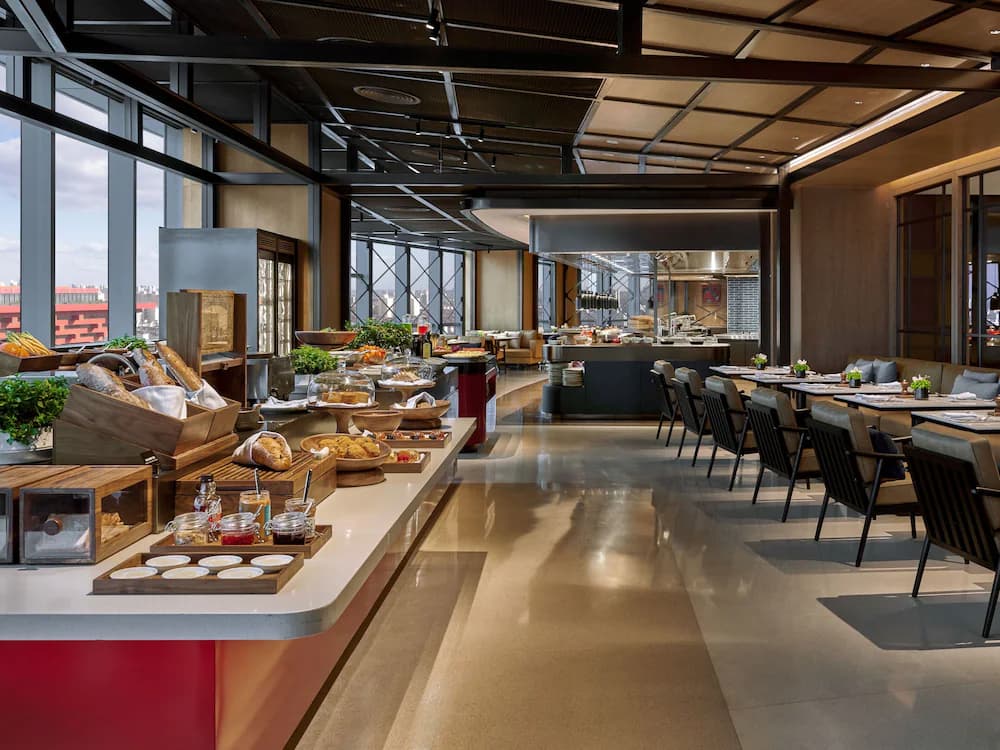Breakfast buffet