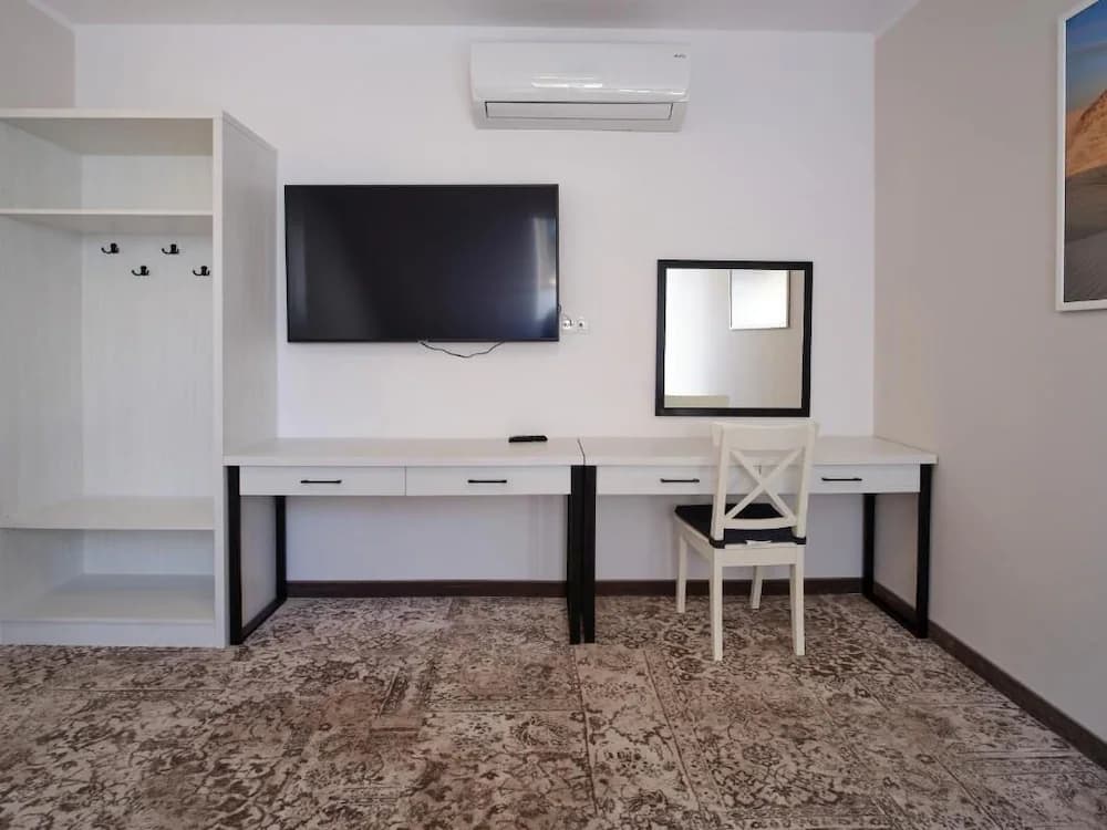 Concierge desk