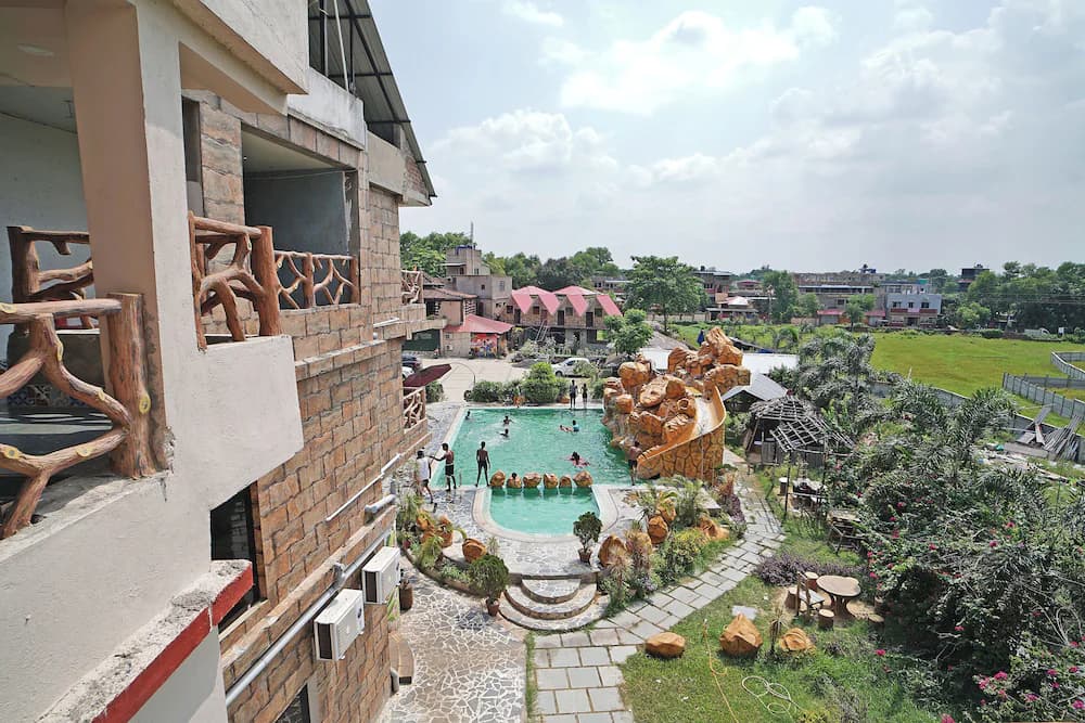 Pool