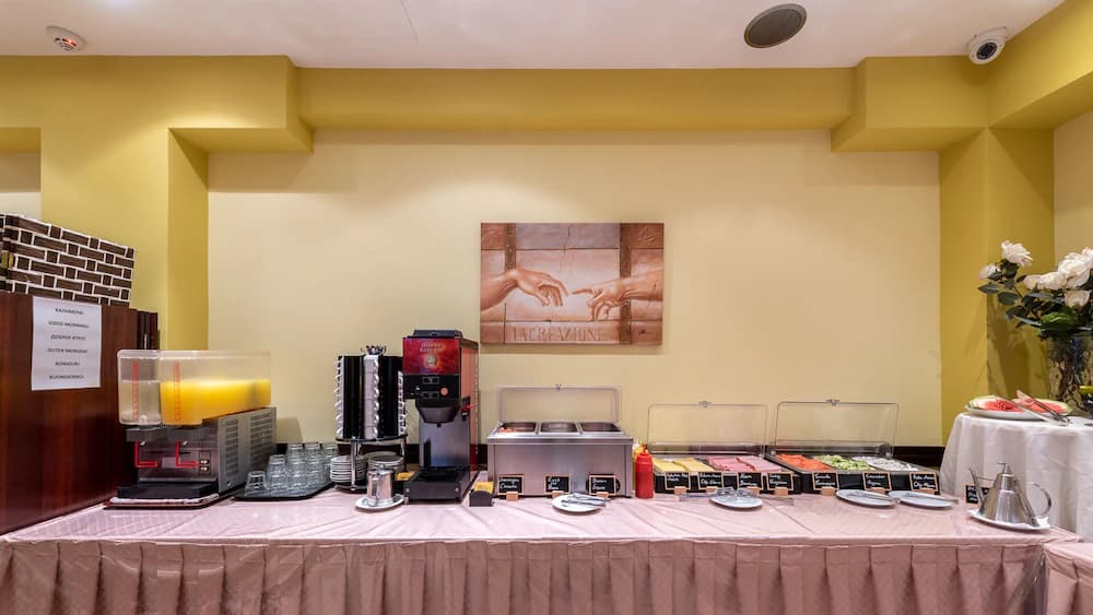 Breakfast buffet