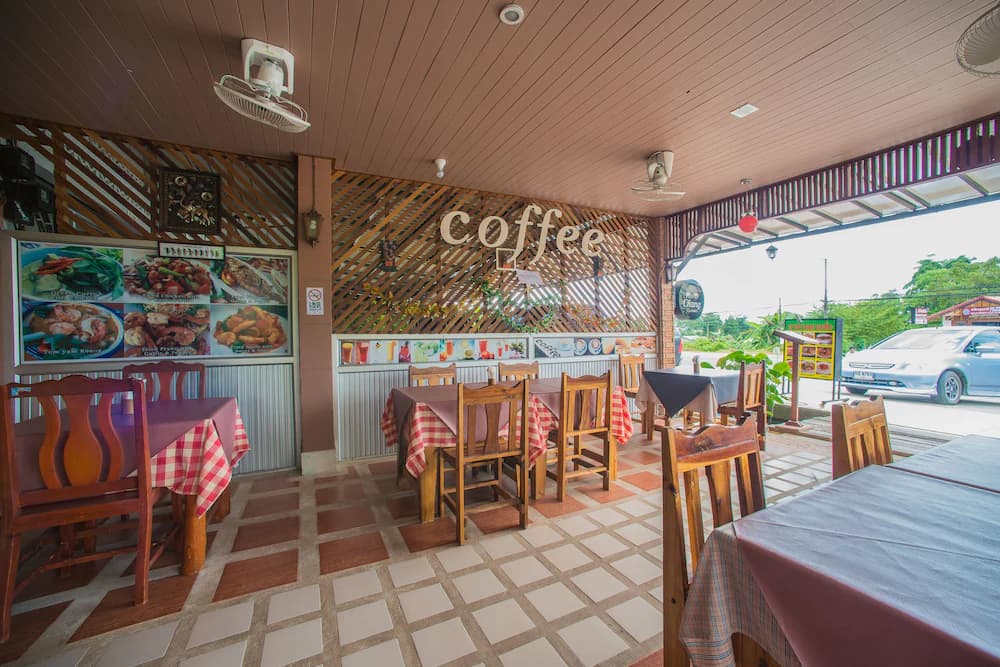 Food court