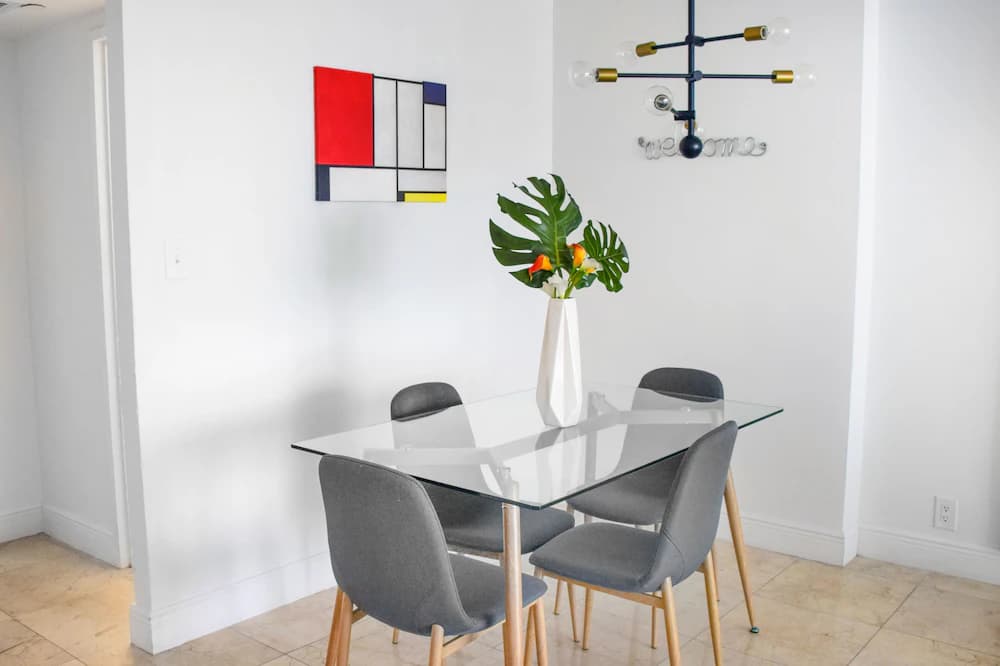 In-room dining