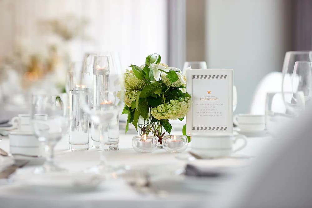 Banquet hall