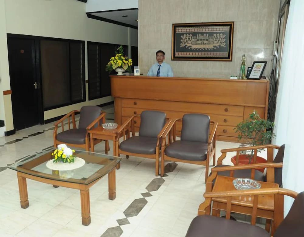 Lobby sitting area