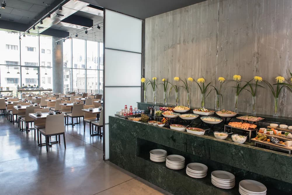 Breakfast buffet