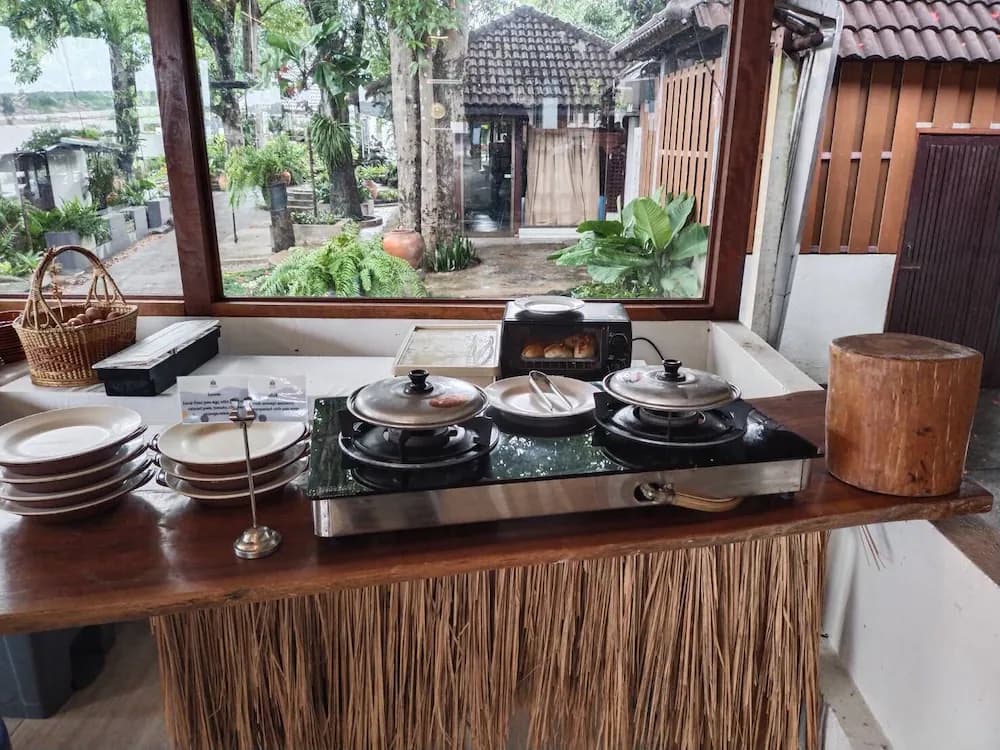 Breakfast buffet