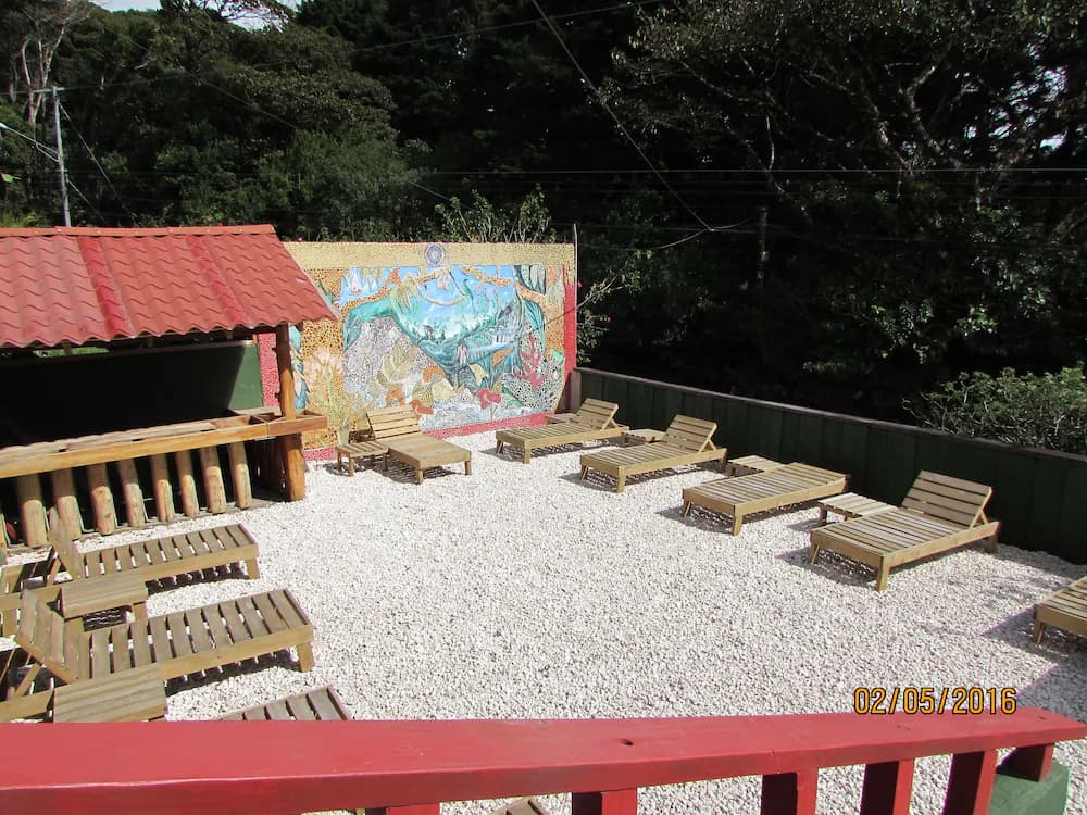 Sundeck
