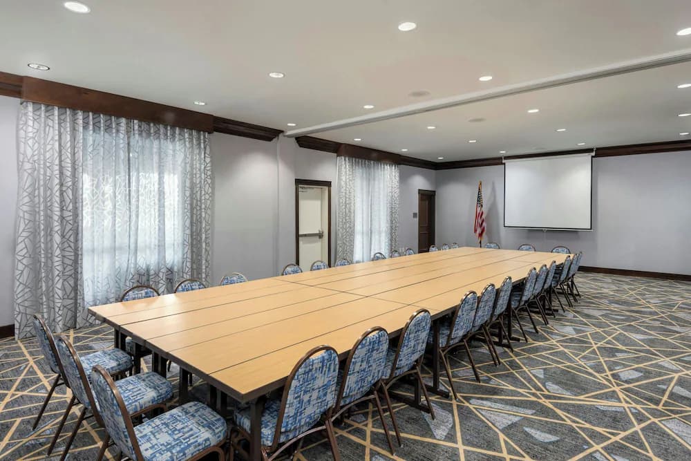 Meeting facility
