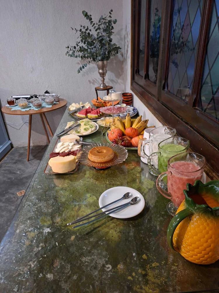 Breakfast buffet