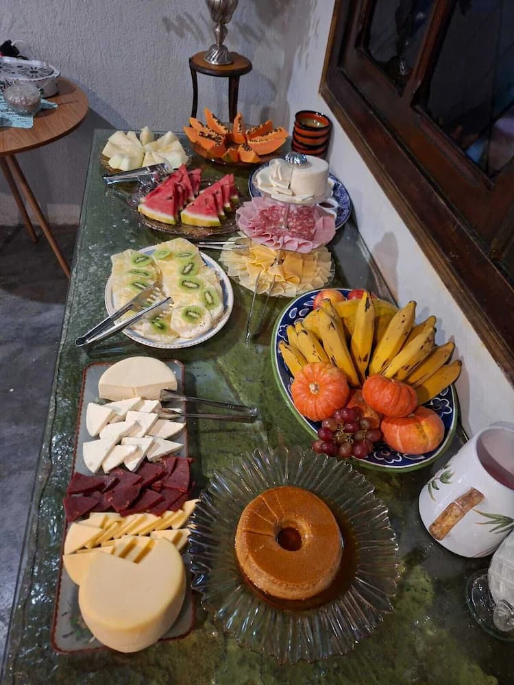 Breakfast buffet