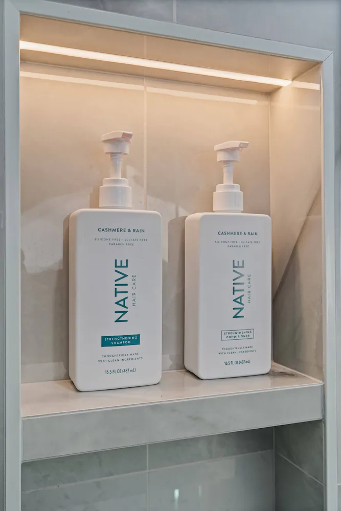 Bathroom amenities