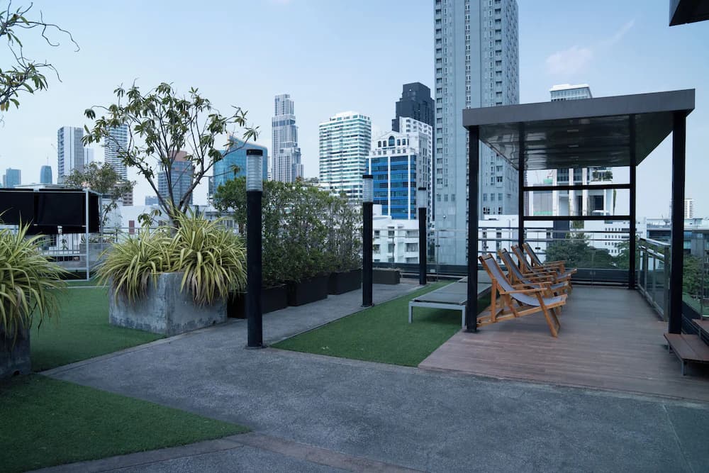 Rooftop pool