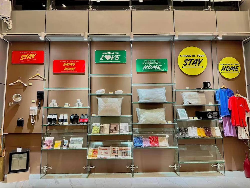Gift shop