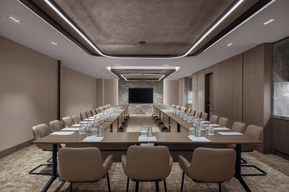 Meeting facility