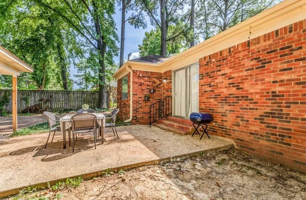 BBQ/picnic area