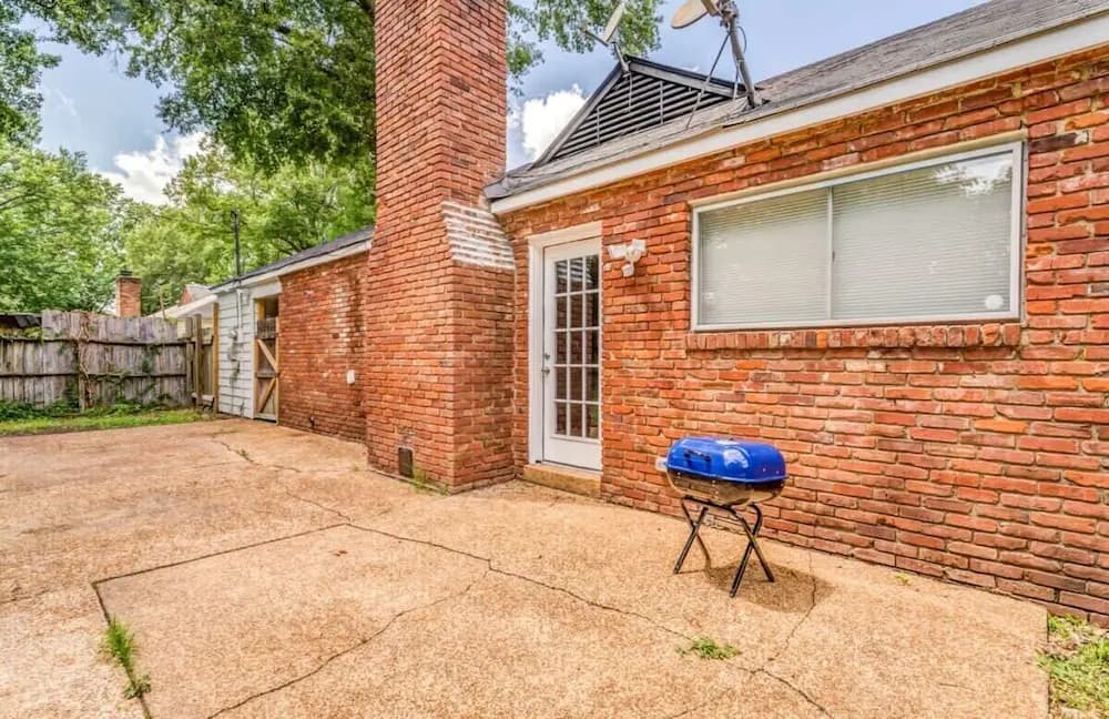 BBQ/picnic area