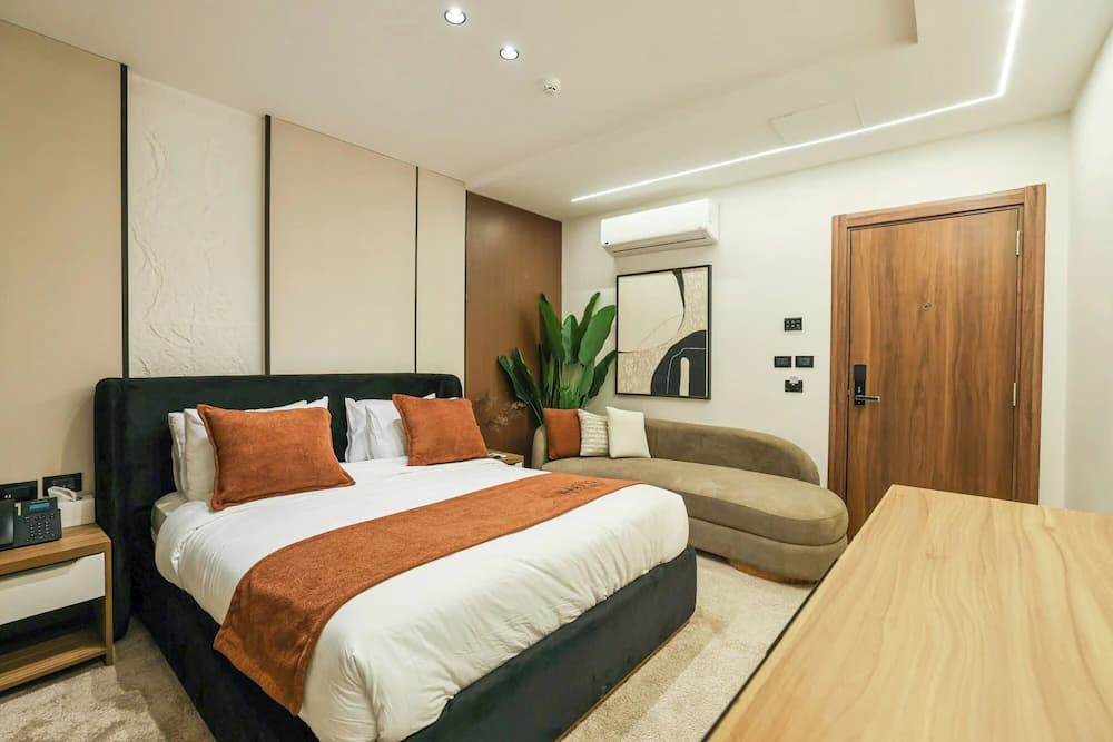 Room amenity