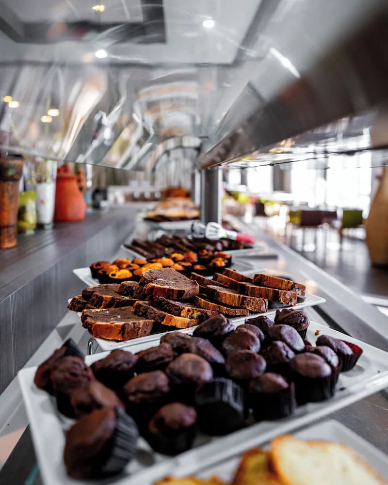 Breakfast buffet