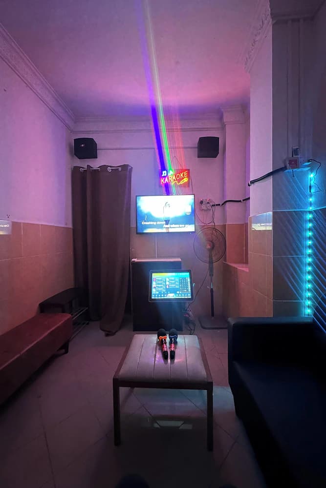 Karaoke room