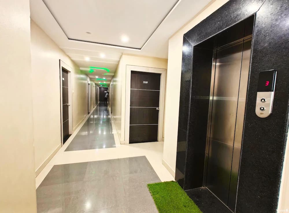 Elevator