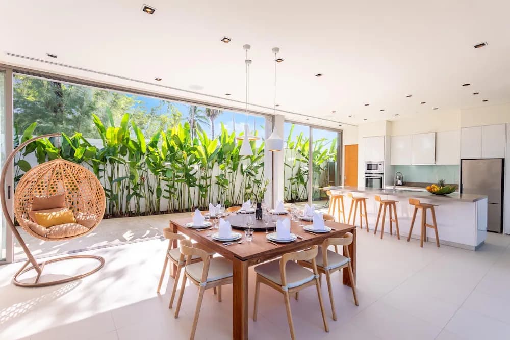 Dining room