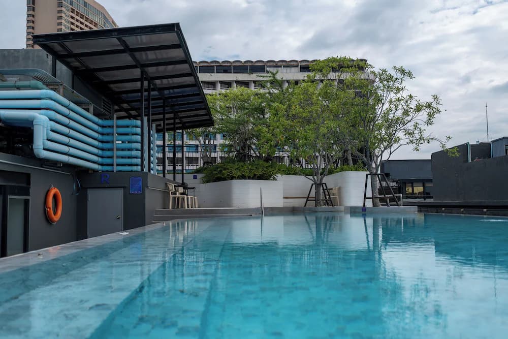 Rooftop pool