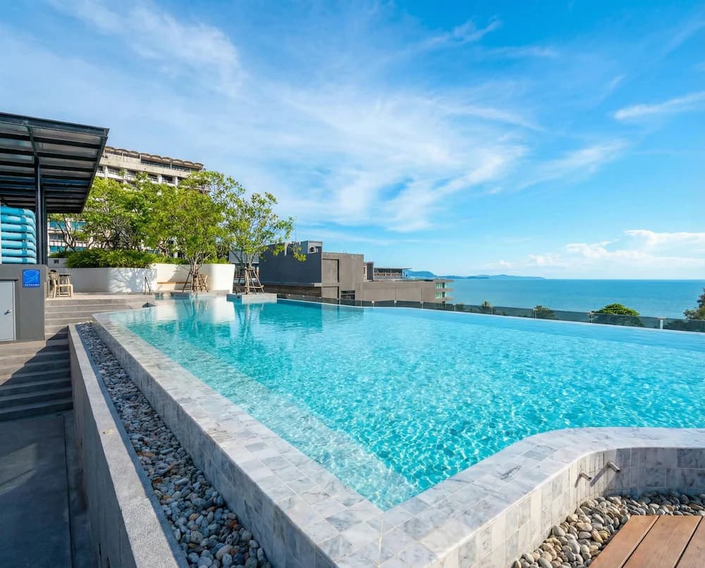 Rooftop pool