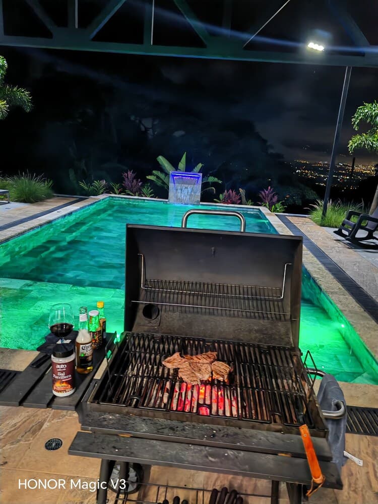 BBQ/picnic area