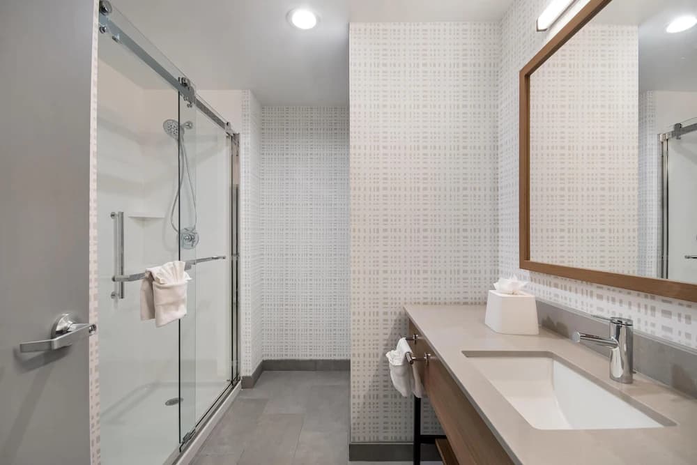 Bathroom shower
