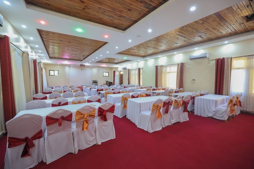 Banquet hall