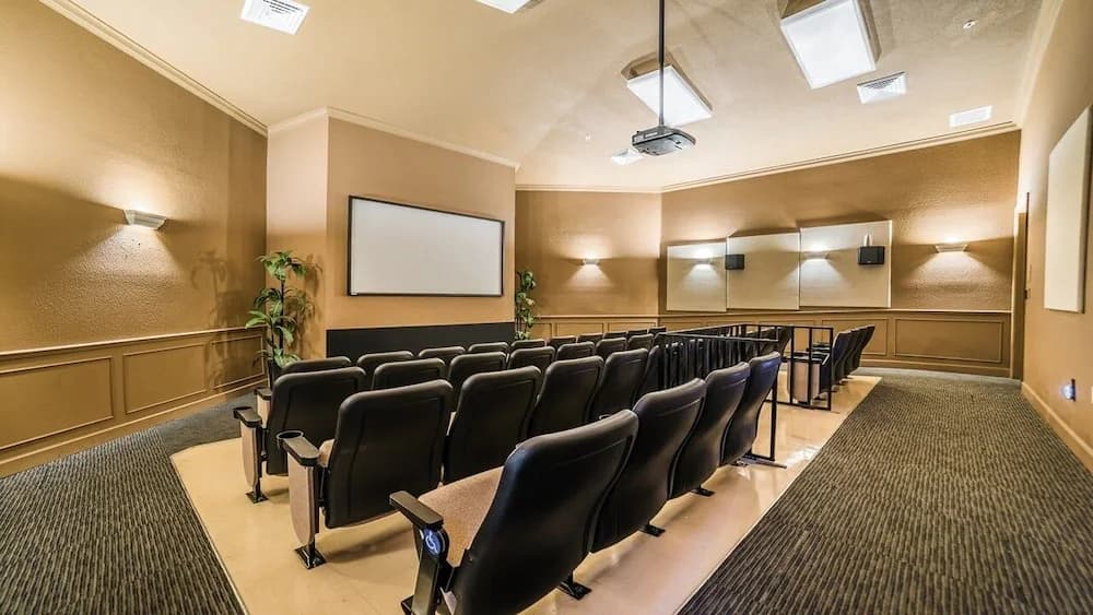 Meeting facility